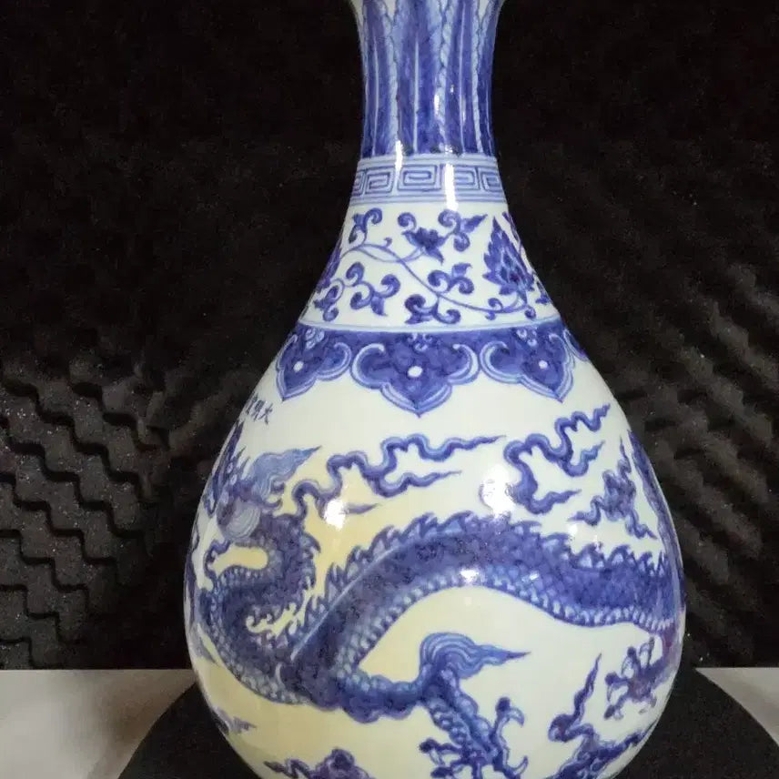 [BUNJANG] Chinese Celadon Porcelain Blue and White Cloud Dragon Vase / 중국도자기 청화 운용문 옥호춘병