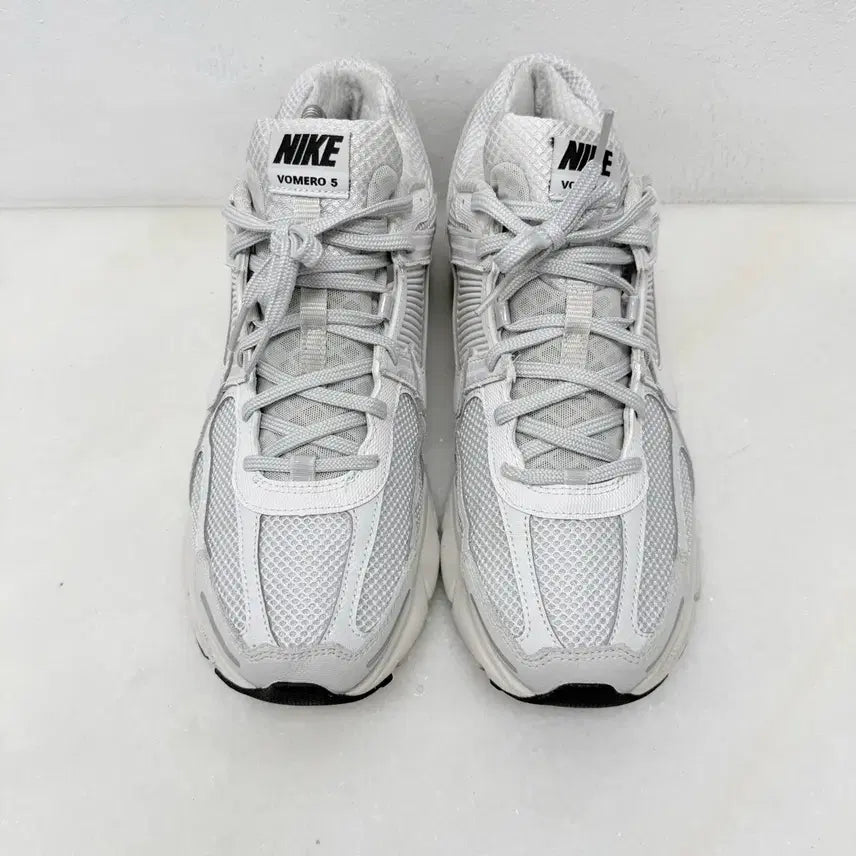 [SOLD OUT] (290)나이키 운동화 에어줌 보메로5