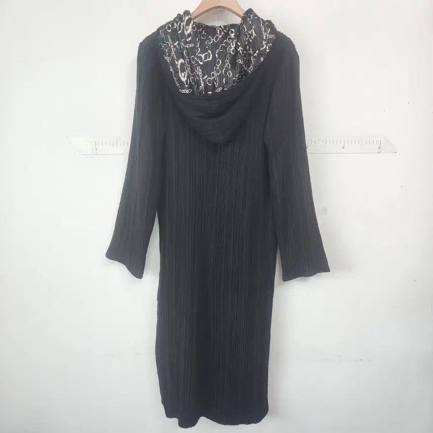 [BUNJANG] Black Pleated Trench Long Jacket / 플리츠 주름 트렌치 겸 블랙 롱 자켓