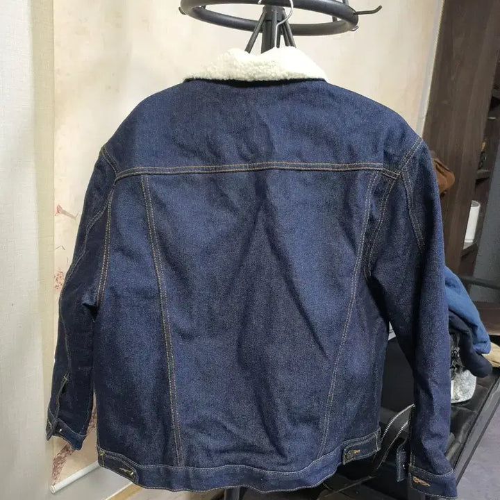 [BUNJANG] Stylish Denim Quilted Jacket / Stylish 데님 양털 카 라  퀄팅  자켓   100  찐청  택배비