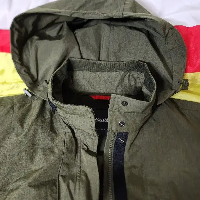 [BUNJANG] Black Yak KariMo Women's Vest - Khaki / 블랙야크 여성 카리모 베스트 100 카키