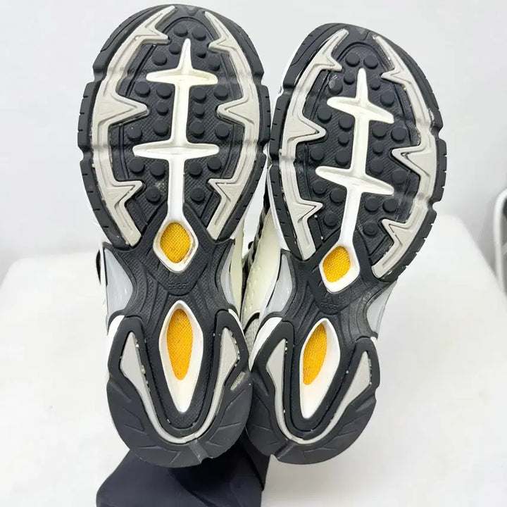 [BUNJANG] Adidas Temp Runner 2.0 Sneakers / (245)아디다스 운동화 템퍼 런 2.0