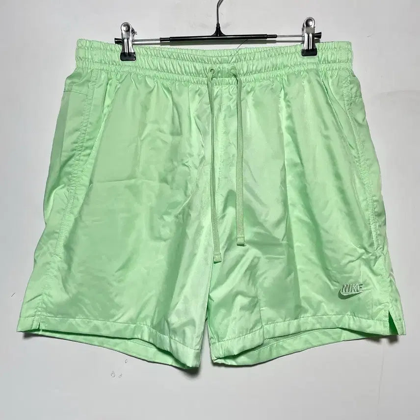 [BUNJANG] 나이키 스우시 반바지 형광 연두색 / 나이키 스우시 반바지 형광 연두색