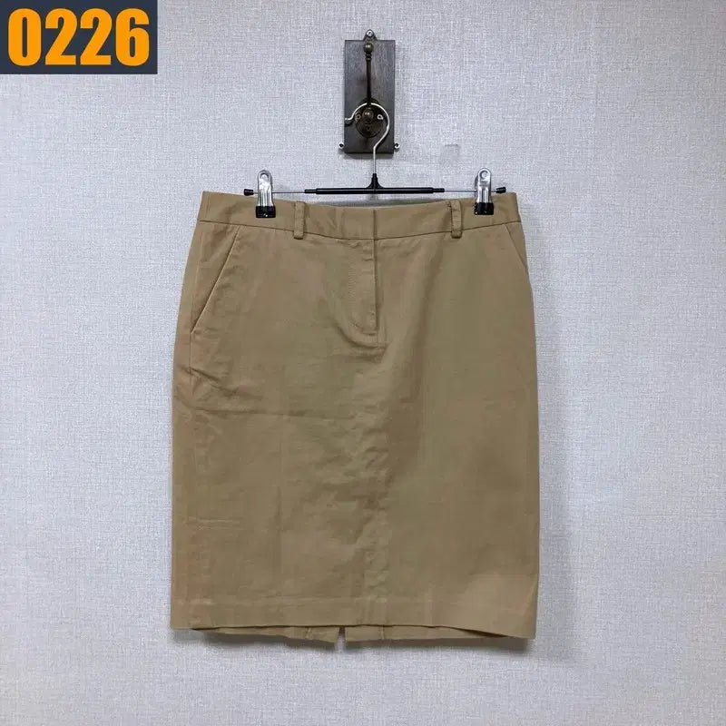 [BUNJANG] Tommy Hilfiger Beige Skirt / 30 타미힐피거 여성 베이지 치마