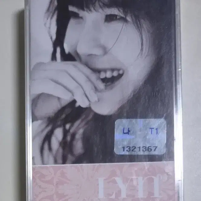 [BUNJANG] LYN The 3rd Album Sealed Cassette Tape / 린 LYN 3집 미개봉 카세트테이프 / 보통여자, 날 모르죠, 그녀에게
