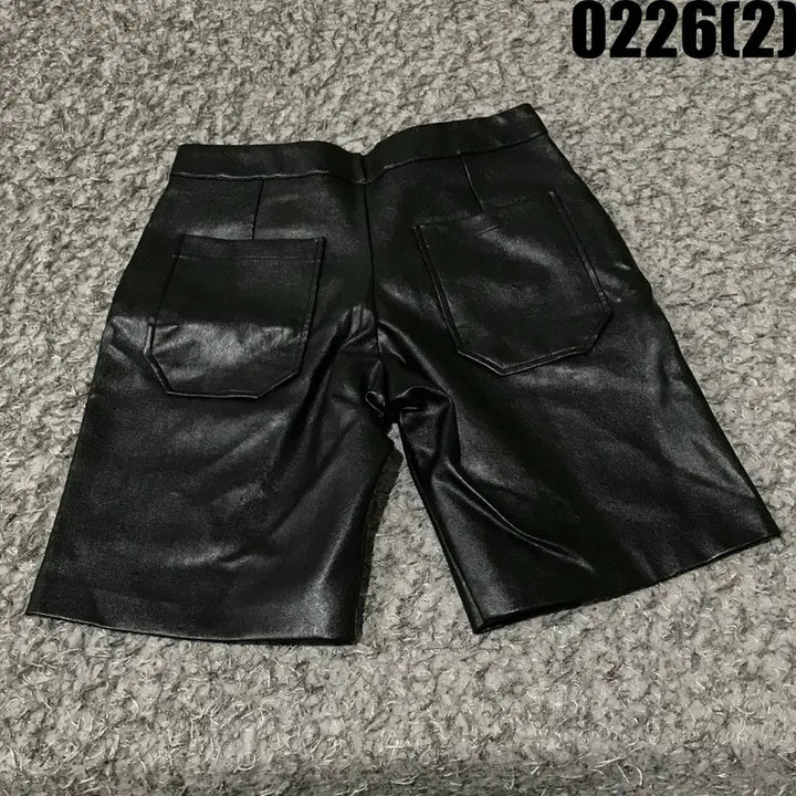 [BUNJANG] Agit Black Leather Shorts / Agit 블랙 레더 반바지 5부 s