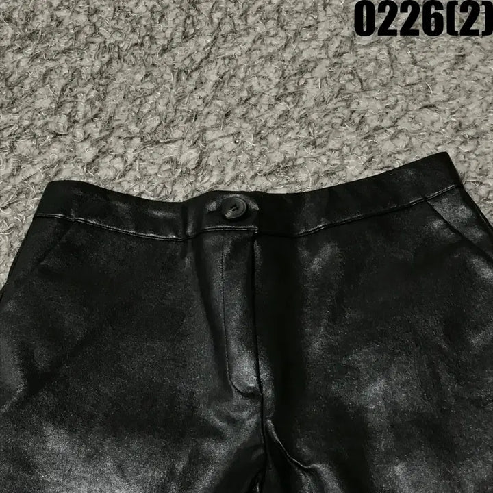 [BUNJANG] Agit Black Leather Shorts / Agit 블랙 레더 반바지 5부 s