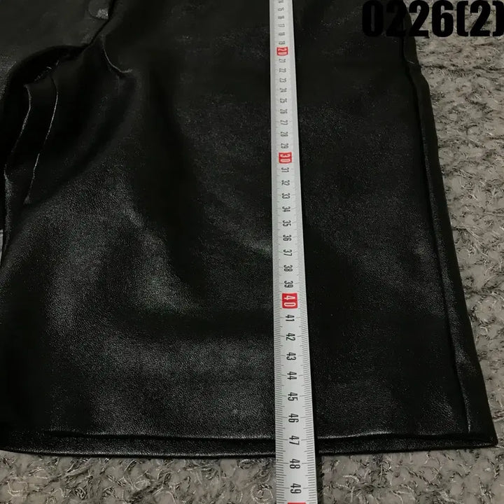 [BUNJANG] Agit Black Leather Shorts / Agit 블랙 레더 반바지 5부 s