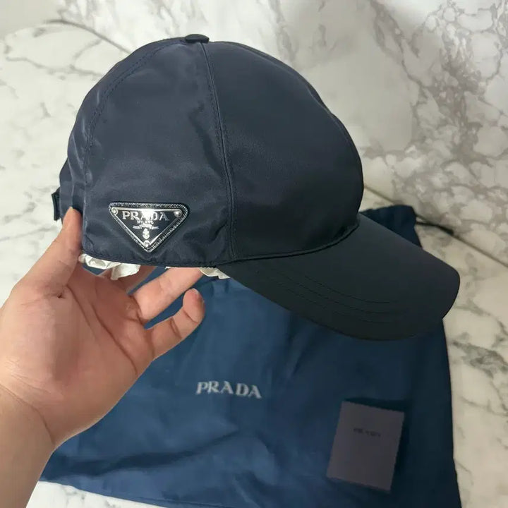 [BUNJANG] Prada Navy Ball Cap Hat / [L] 프라다 볼캡 모자 네이비