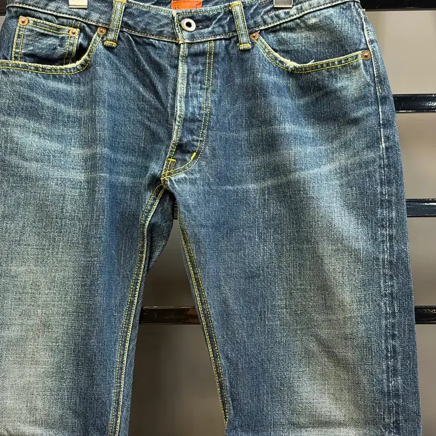 [BUNJANG] KATO Lot.003 Low-Rise Bootcut Denim Jeans / (30) 카토(KATO) Lot.003 로우라이즈 부츠컷 데님 4.9