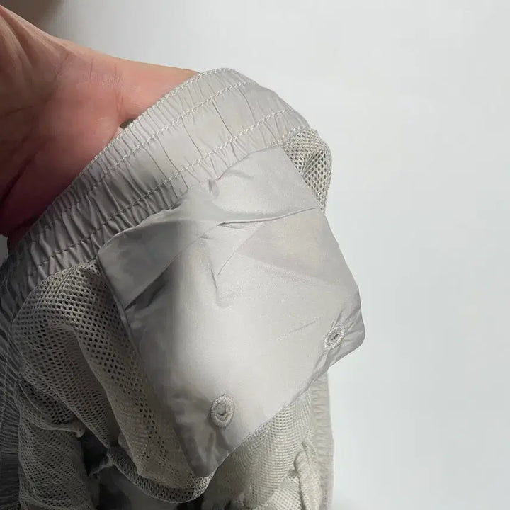 [BUNJANG] COS Shorts / 새상품 COS 코스 반바지