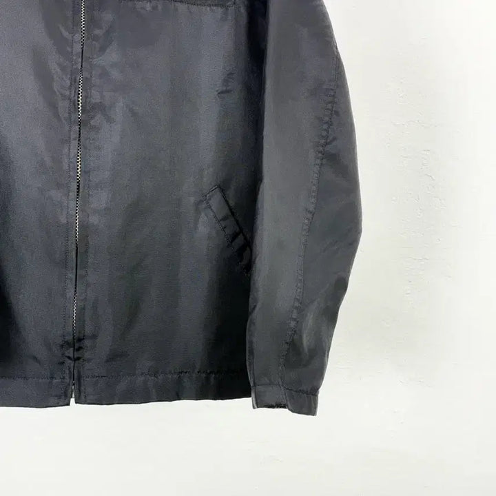 [BUNJANG] Levi's Red Tab Black Nylon Blouson Jacket / 리바이스 레드탭 블랙 나일론 블루종 라이닝 자켓