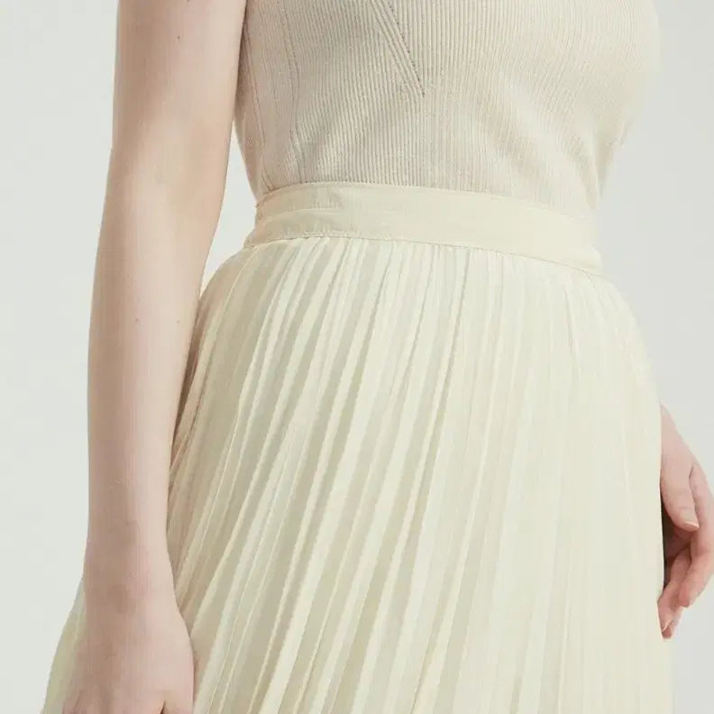 [BUNJANG] Time Pleats Skirt Ivory (Size 55) / 새상품 타임 플리츠스커트 아이보리 55사이즈