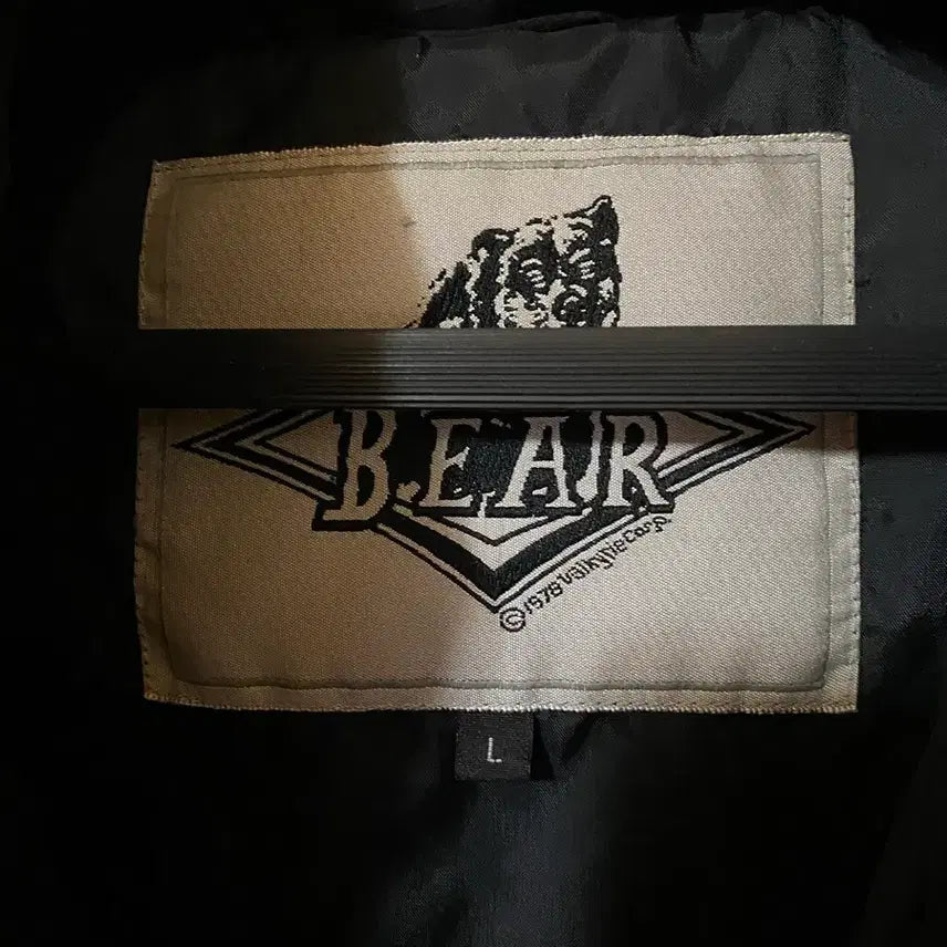 [BUNJANG] Old School Bear Down Padded Jacket / 올드스쿨 Bear 다운 패딩