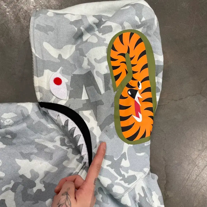 [BUNJANG] Bape Shark Camo Full Hooded Zip-up / 베이프 샤크 카모 풀 후드집업