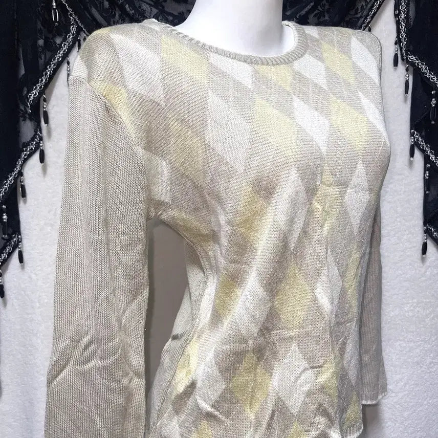 [BUNJANG] Romantic Girly Beige Argyle Knit Top / 라떼갸루 베이지 아가일 니트 로걀탑 로맨틱갸루 핀터 하구미 너드 하치