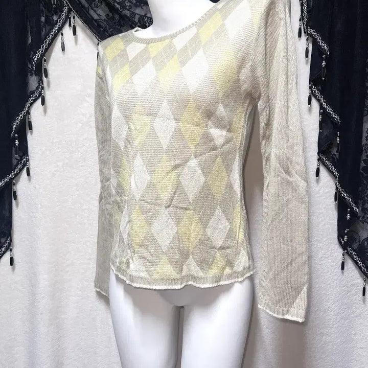 [BUNJANG] Romantic Girly Beige Argyle Knit Top / 라떼갸루 베이지 아가일 니트 로걀탑 로맨틱갸루 핀터 하구미 너드 하치