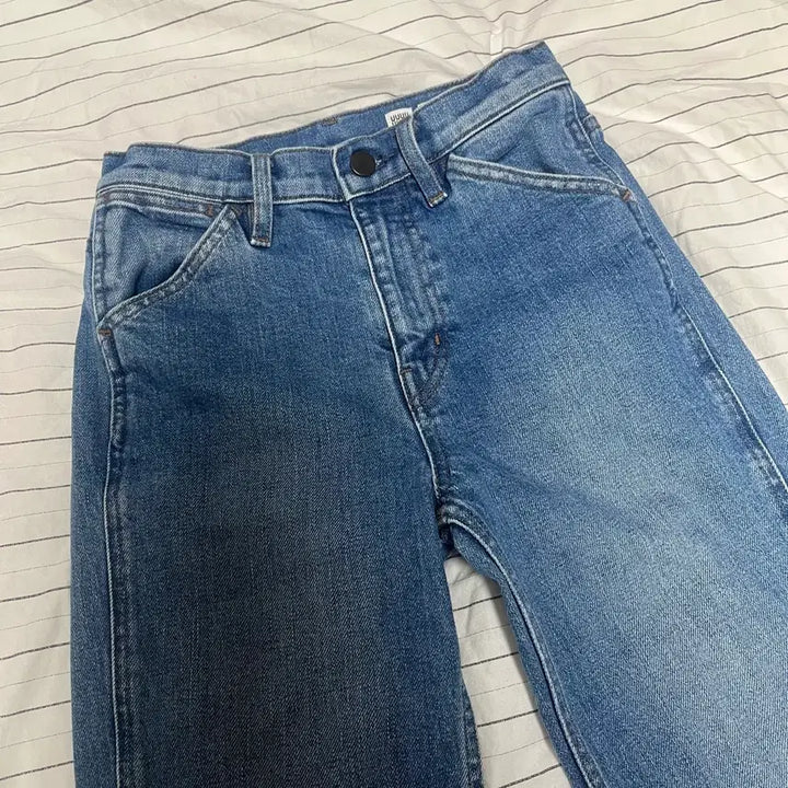 [BUNJANG] Uniqlo Straight Leg Pants / 유니클로 팬츠