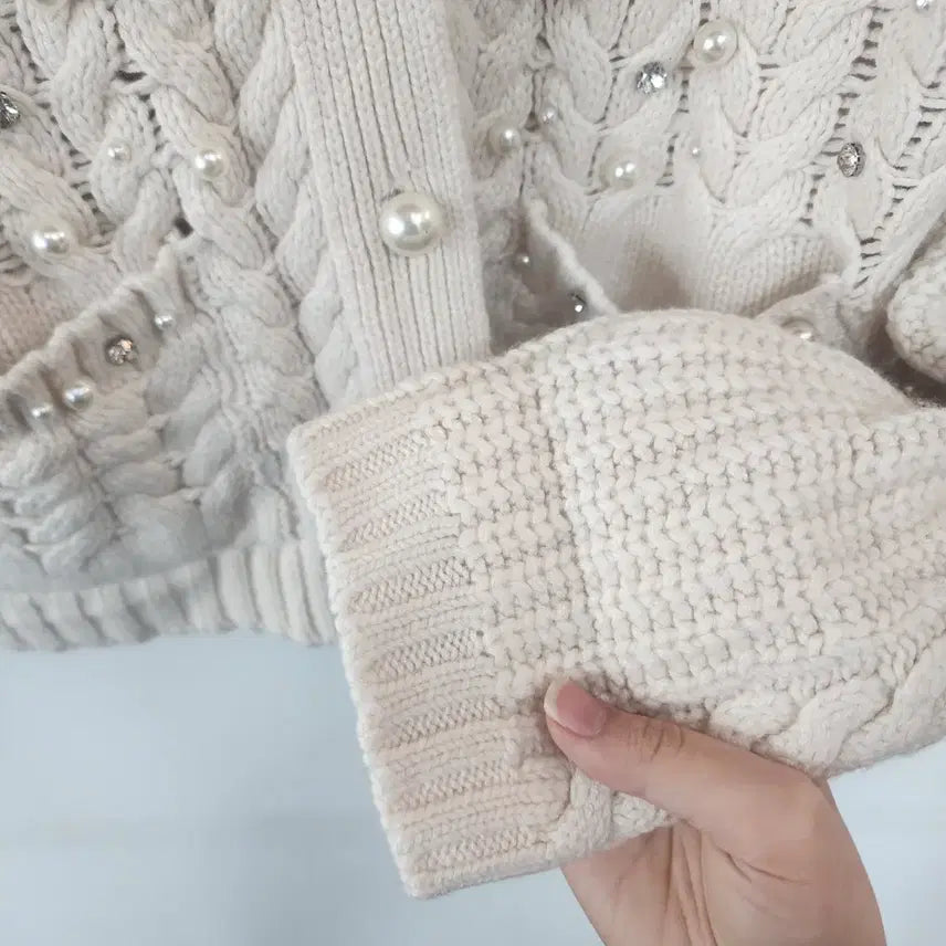 [BUNJANG] St. John Pearl Embellished Cable Knit Cardigan / 세인트존 진주 장식 가디건