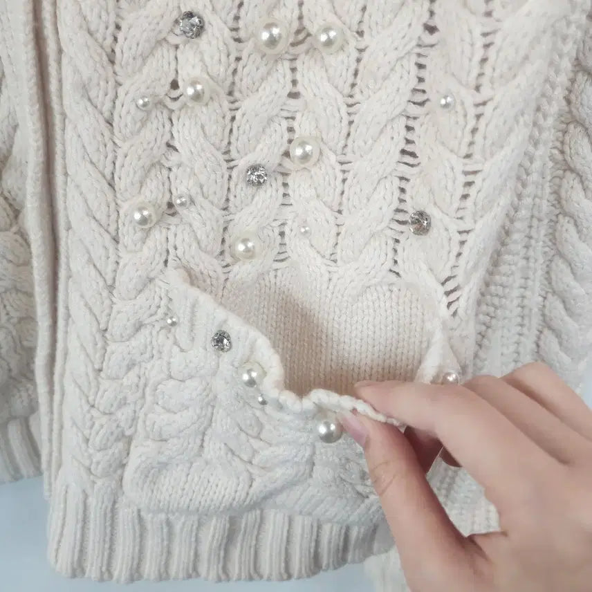 [BUNJANG] St. John Pearl Embellished Cable Knit Cardigan / 세인트존 진주 장식 가디건