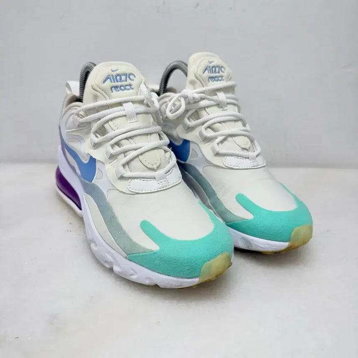 [BUNJANG] Nike Air Max React 270 Sneakers / (235)나이키 운동화 에어맥스 리액트270