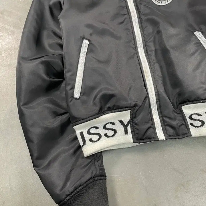 [BUNJANG] Stussy SS Link Crop Varsity Jacket / 스투시 SS링크 크롭 바시티 자켓