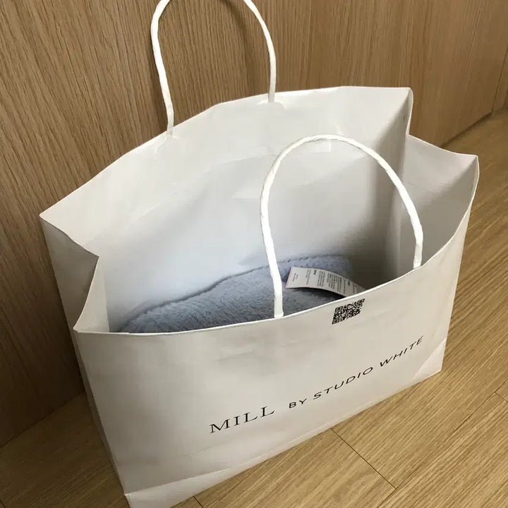 [BUNJANG] Unknown Soft Shoulder Strap Knit Top / 소라색 부들 어깨끈 니트