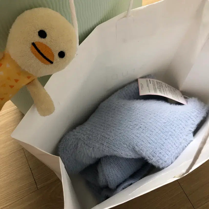 [BUNJANG] Unknown Soft Shoulder Strap Knit Top / 소라색 부들 어깨끈 니트(택O)