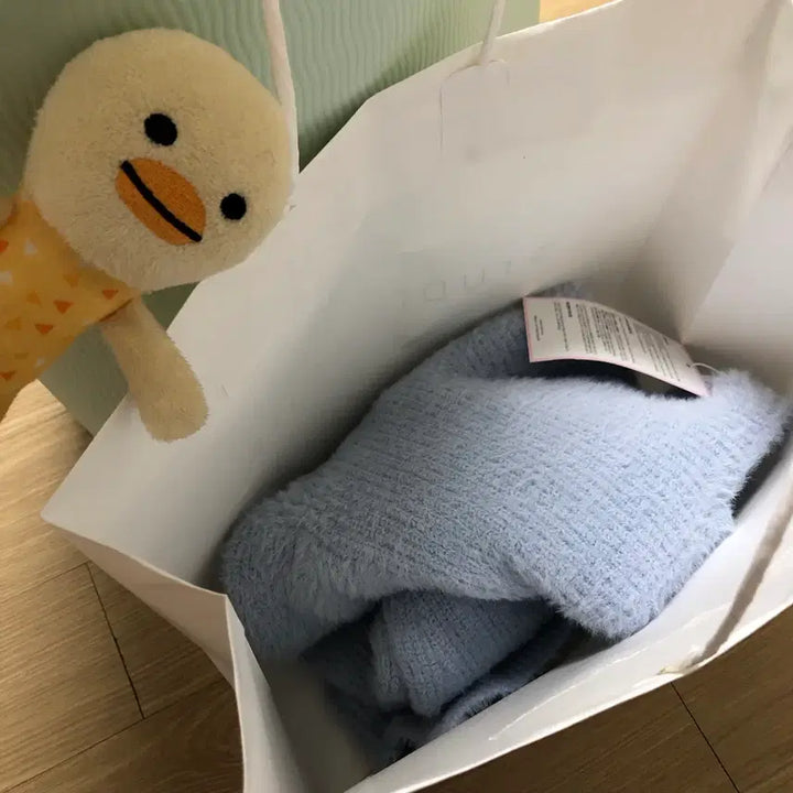 [BUNJANG] Unknown Soft Shoulder Strap Knit Top / 소라색 부들 어깨끈 니트