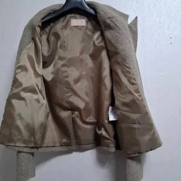 [BUNJANG] CC Collect Wool Blend Short Jacket / CC collect 연카키 울 모직숏쟈켓 추운 간절기 55