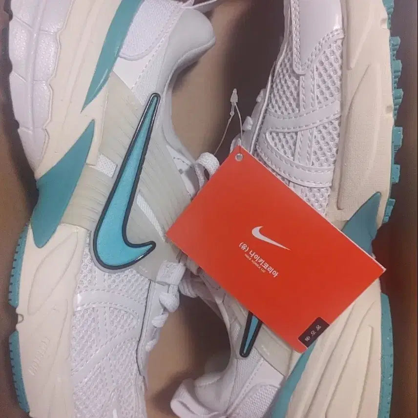 [BUNJANG] Nike V2K Run Dusty Cactus FD0736-105 Sneakers / 새상품)나이키 V2K 런 더스티 객터스 FD0736-105