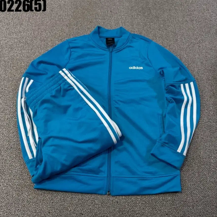 [BUNJANG] Adidas Blue Training Suit Set / 아디다스 파란색 트레이닝복 세트s 0226