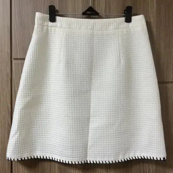 [BUNJANG] Benito Debera Tweed Jacket and Skirt Set / 베니토 드베라 트위드셋업 자켓 스커트 세트