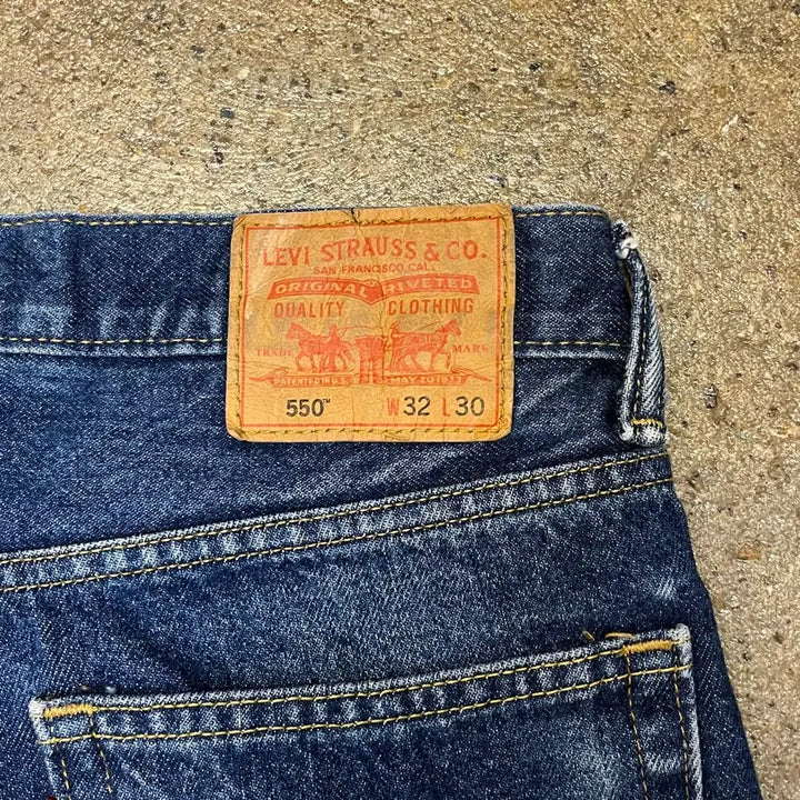 [BUNJANG] Levi's 550 Washed Denim Jeans / 00s 미국 빈티지 리바이스 550 청바지 데님팬츠