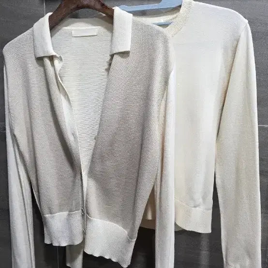 [BUNJANG] WIDA Wool Blend Color Block Cardigan Ensemble / WIDA 위다, 울혼방  앞면과 소매 배색 가디건 앙상블 F