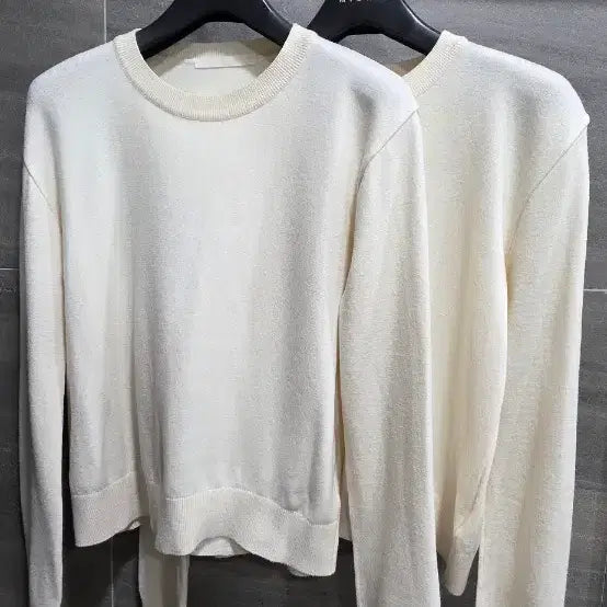 [BUNJANG] WIDA Wool Blend Color Block Cardigan Ensemble / WIDA 위다, 울혼방  앞면과 소매 배색 가디건 앙상블 F