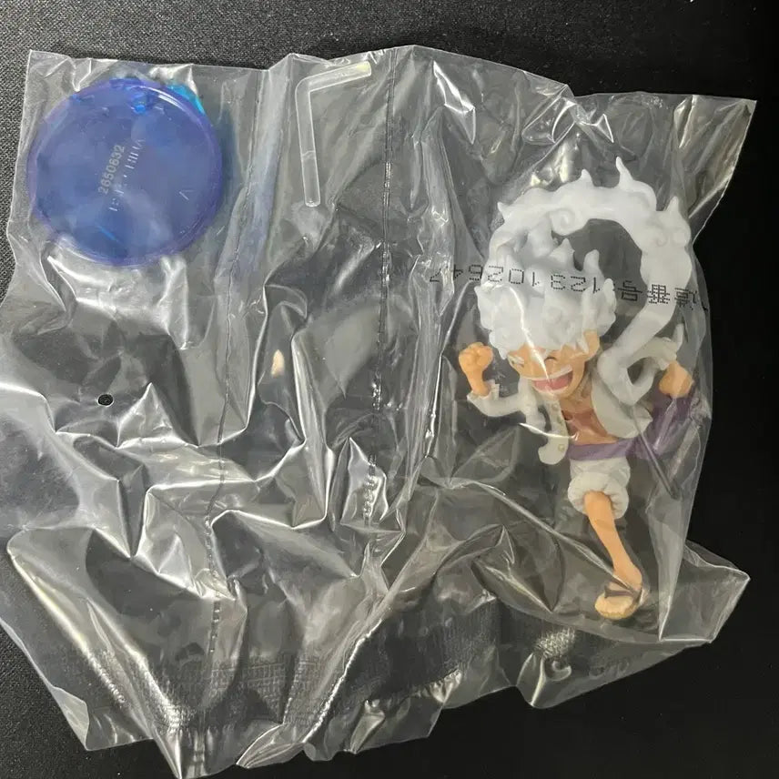 [BUNJANG] Bandai Luffy Wano Country Onigashima Figure / 반다이 원피스 니카 루피 월콜