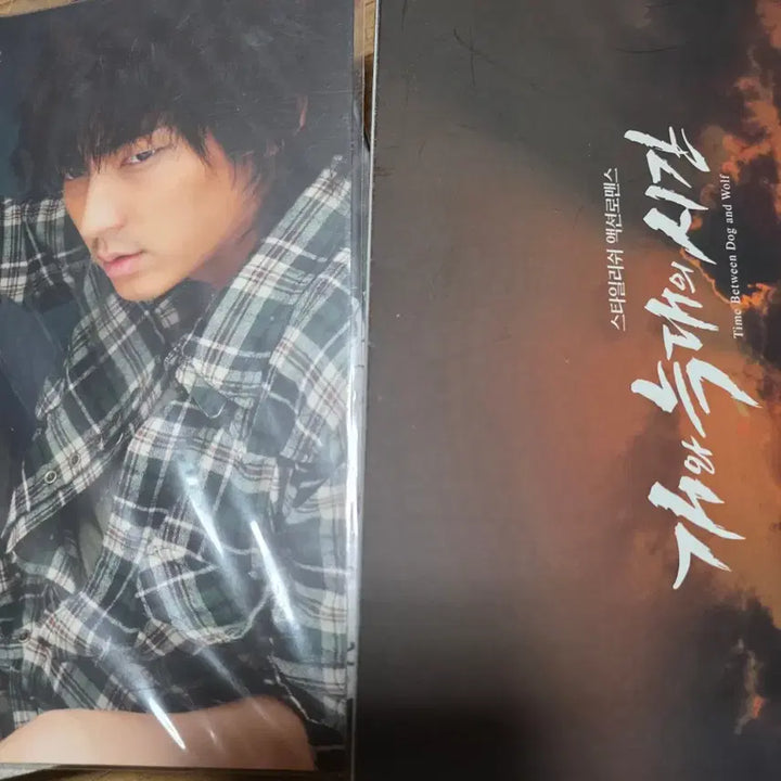 [BUNJANG] Time Between Dog and Wolf DVD/OST/Puzzle Set / 개와 늑대의 시간 DVD/OST/퍼즐 세트