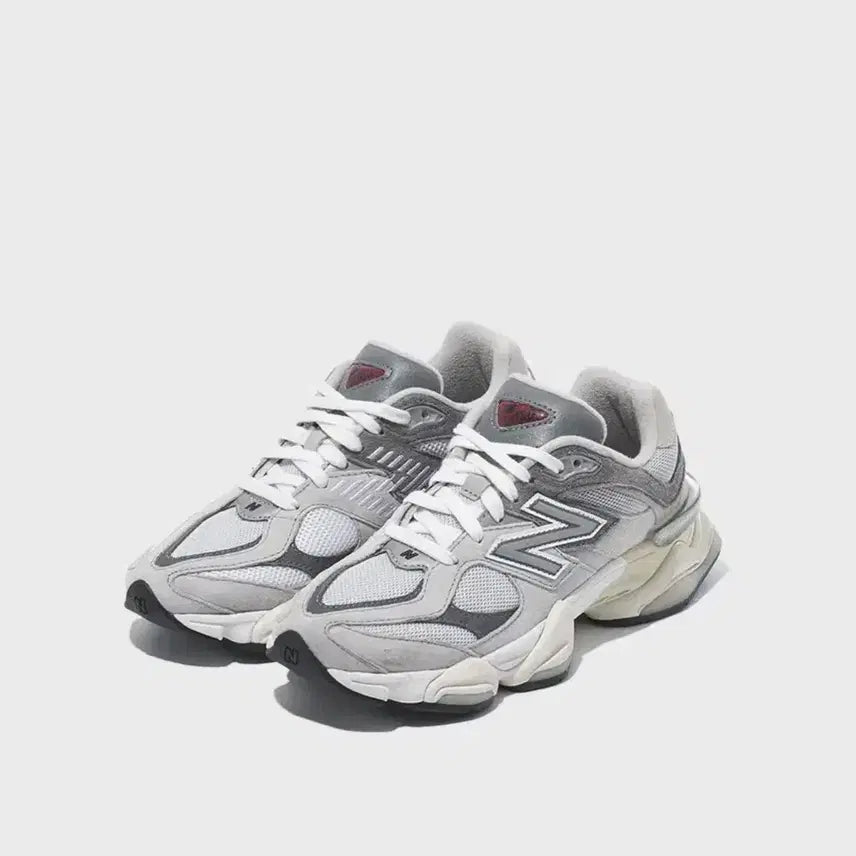 [BUNJANG] New Balance 9060 Gray Sneakers / 정품 뉴발란스 9060 회색  245
