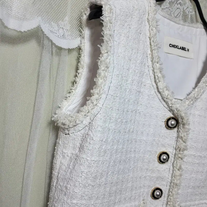 [BUNJANG] CHIXLABEL H White Tweed Vest / 칙스라벨 CHIXLABEL H 화이트 트위드 조끼