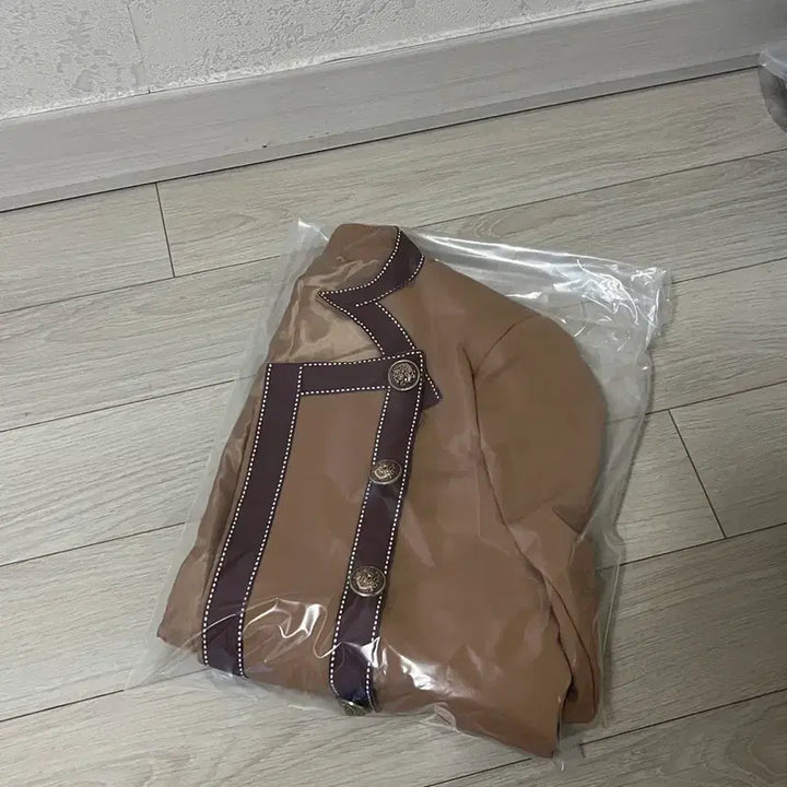 [BUNJANG] Brown Gold Button Crop Jacket / (새상품)브라운 금장 단추 자켓