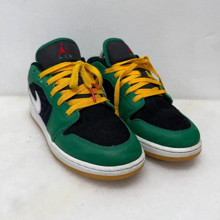 [BUNJANG] Nike Air Jordan 1 Malachite Sneakers / (245)나이키 운동화 에어조던1 말라카이트