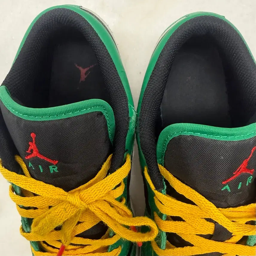 [BUNJANG] Nike Air Jordan 1 Malachite Sneakers / (245)나이키 운동화 에어조던1 말라카이트