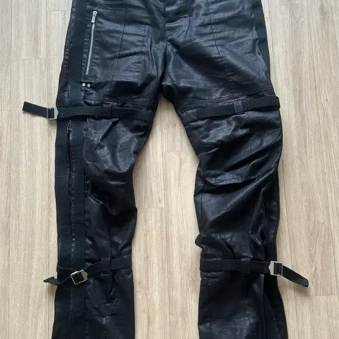 [BUNJANG] Archive Bondage Coating Pants / [M] 파아카이브 본디지 코팅 팬츠