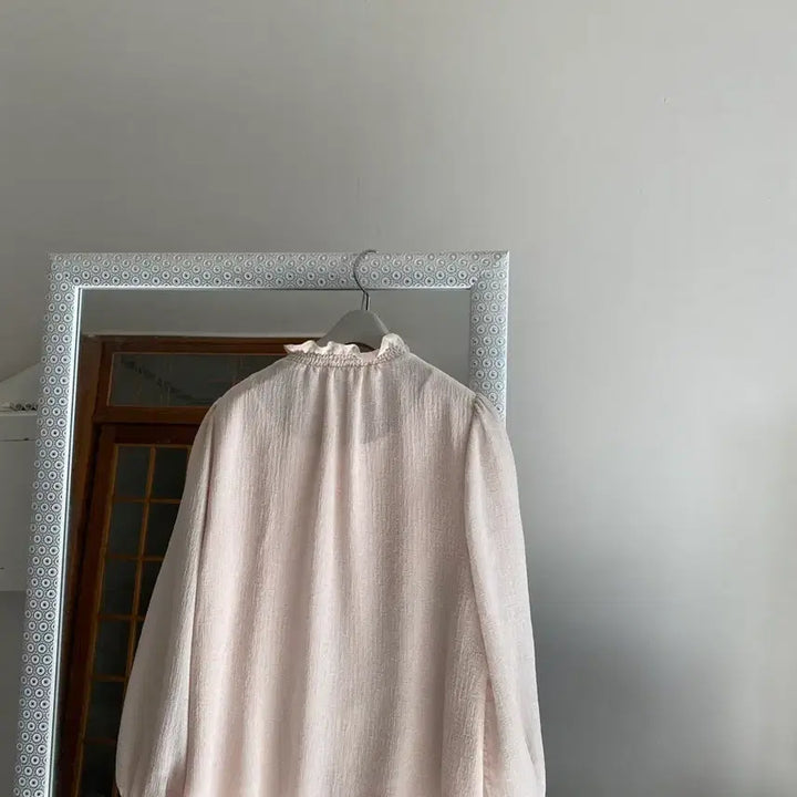 [BUNJANG] It MICHAA Spring Blouse / 잇미샤 봄 인기 블라우스.랑방.모조에스핀.레니본.샤틴.마인.타임.산드로