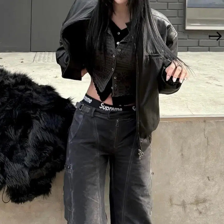 [BUNJANG] Inegii Embroidered Leather Bomber Jacket / Embroidered Leather Bomber Jacket 이네기