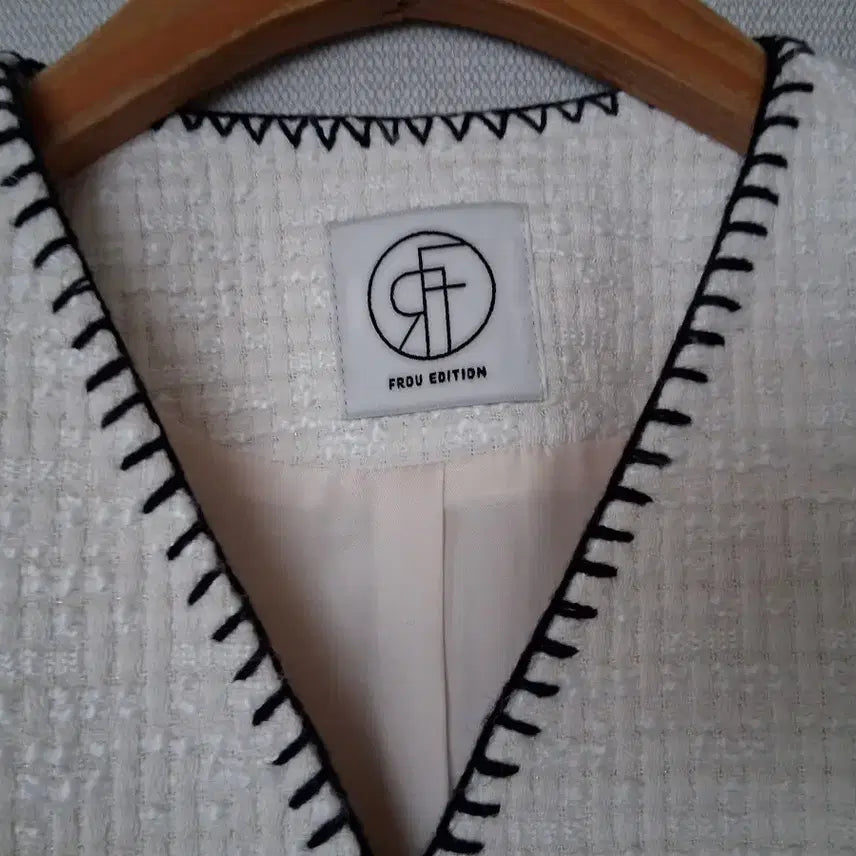 [BUNJANG] Frou Tweed Jacket / 프루 frou 트위드 자켓