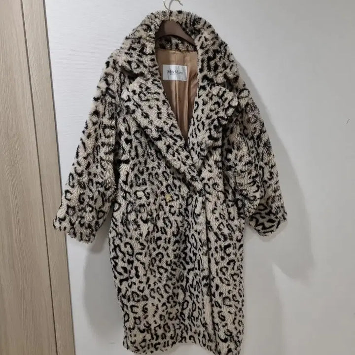 [BUNJANG] Max Mara Leopard Pattern Fur Coat / 막스마라 레오파드 패턴 퍼 코트