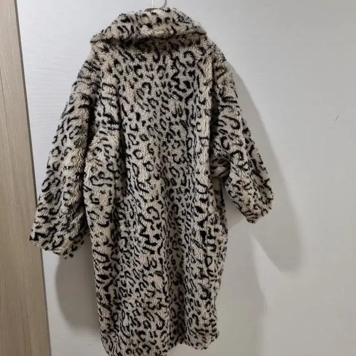 [BUNJANG] Max Mara Leopard Pattern Fur Coat / 막스마라 레오파드 패턴 퍼 코트