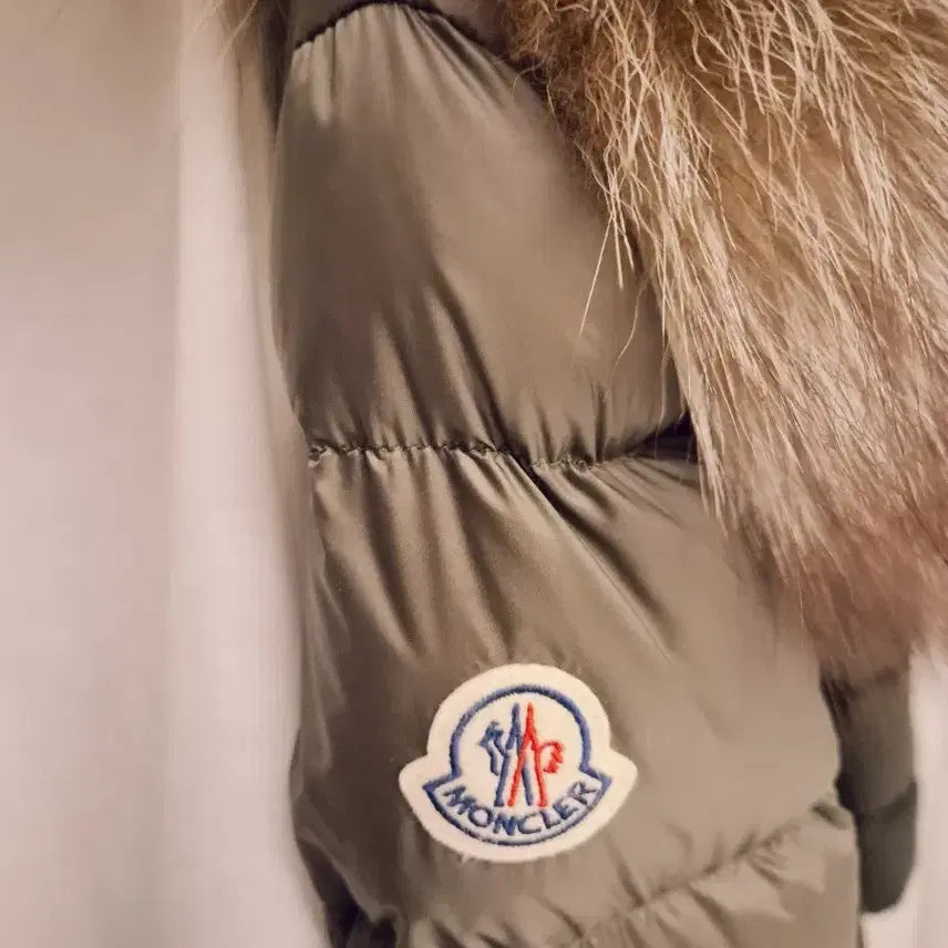 [BUNJANG] Moncler Bady Long Down Jacket / (정품)몽클레어 보에딕  롱 카키 다운 쟈켓 00(44~마른55)주말동안